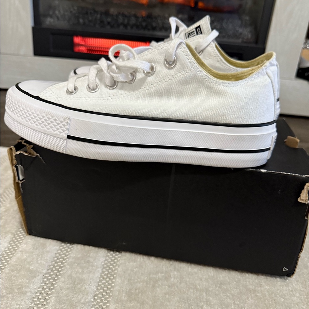 White converse Sneakers